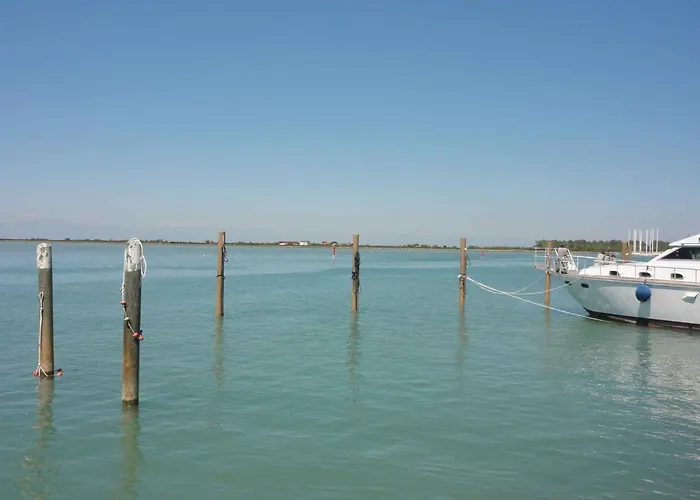 Appartamento In 54672 *